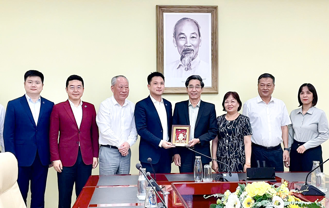 1760863729117235MimD.jpg 1760863729117235MimD.jpg